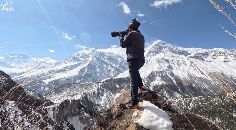 Snow Leopard Tracking in Manang Nepal