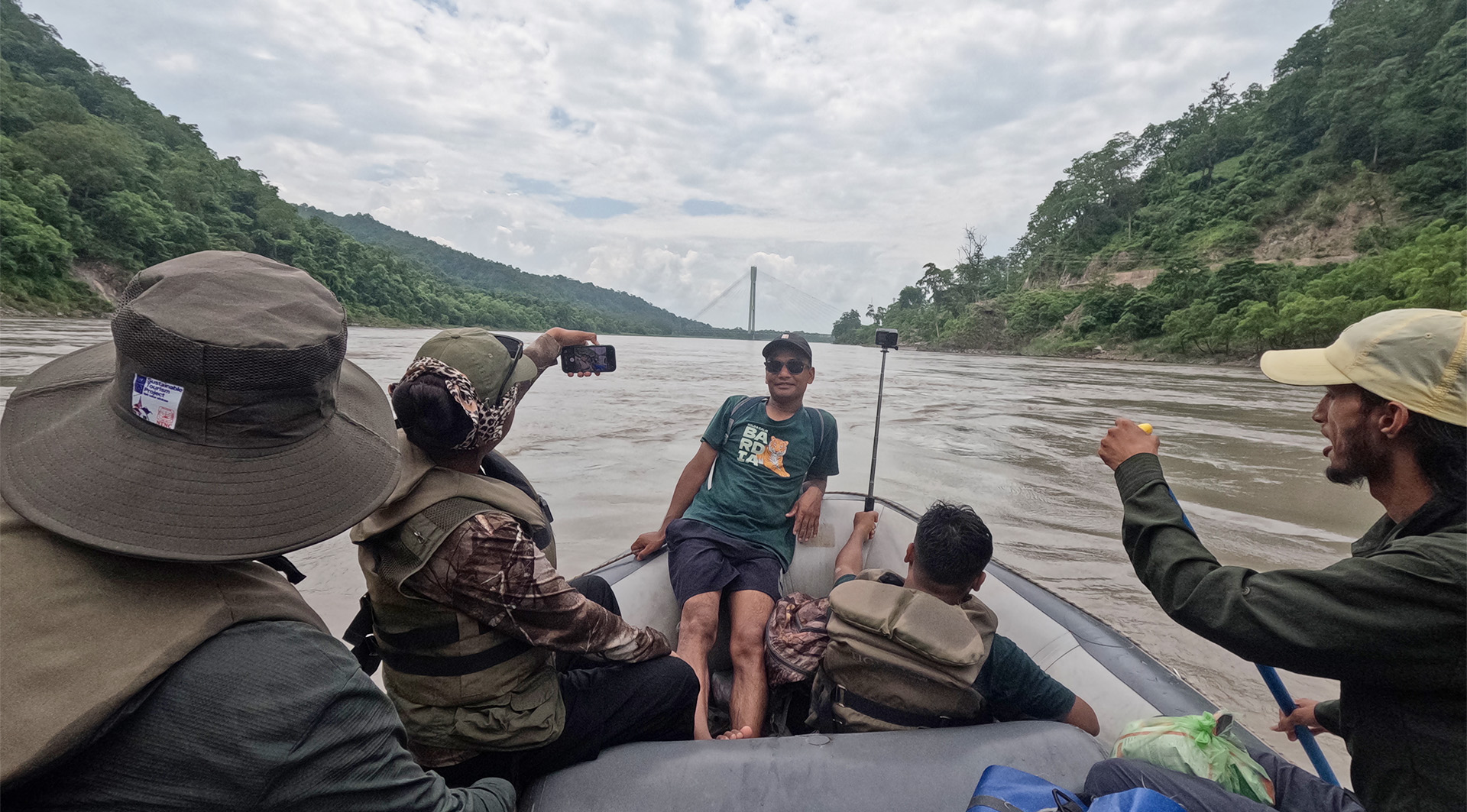 Rafting Safari on the Karnali River Bardia